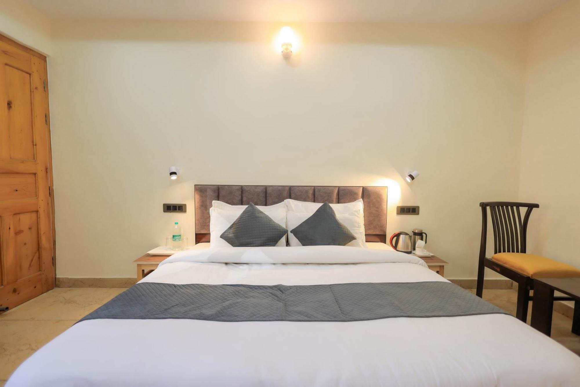 Mystic Hills Retreat Hotel Shimla Exterior photo